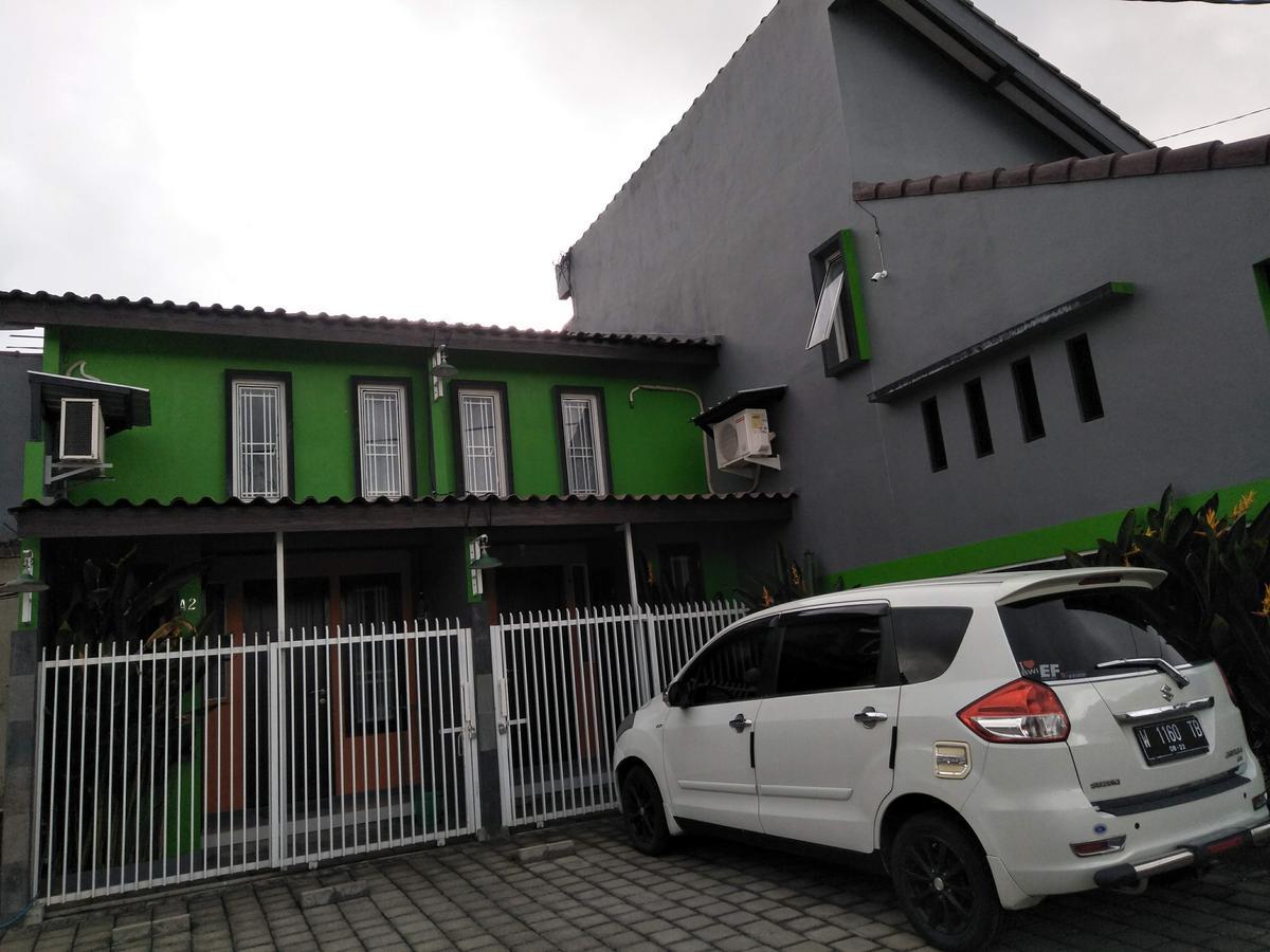 Titan's Greenhouse Banyuwangi  Buitenkant foto